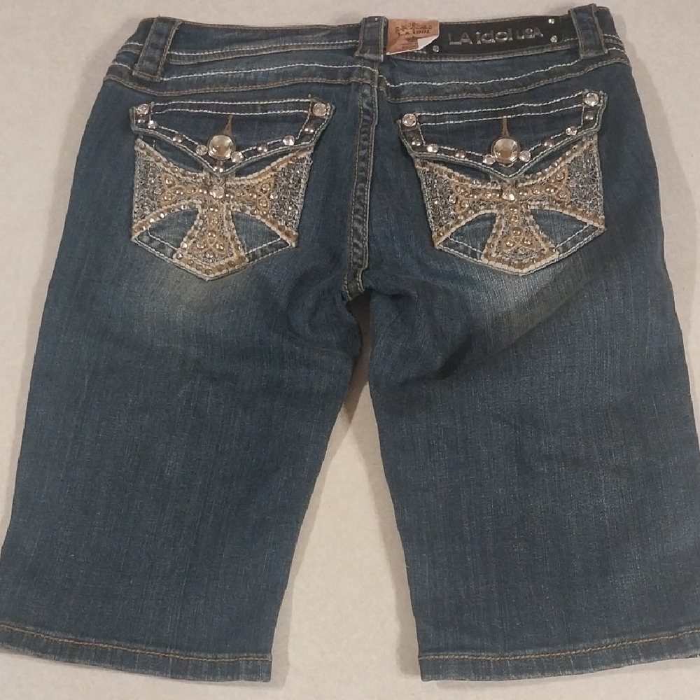 LA IDOL Capri Jeans
